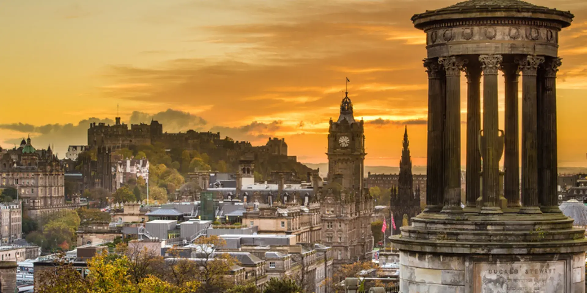 Cityscape view of Edinburgh 