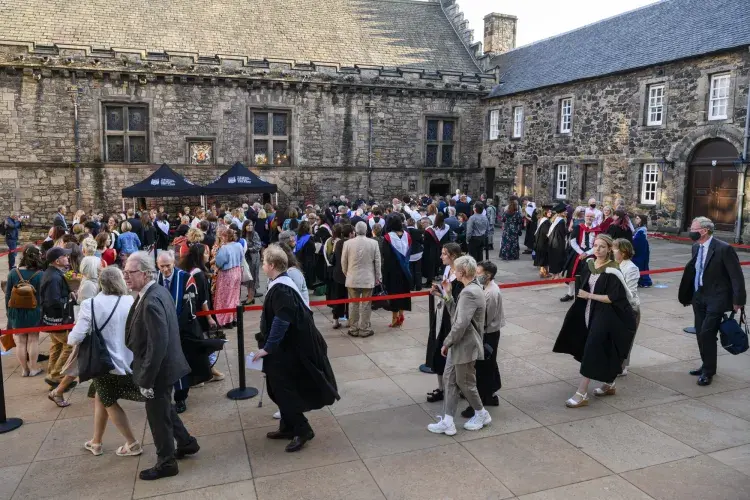 Graduation celebrations at Edinburgh Castle 9